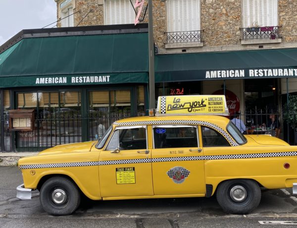 Yellow cab du resto le New-York au chesnay