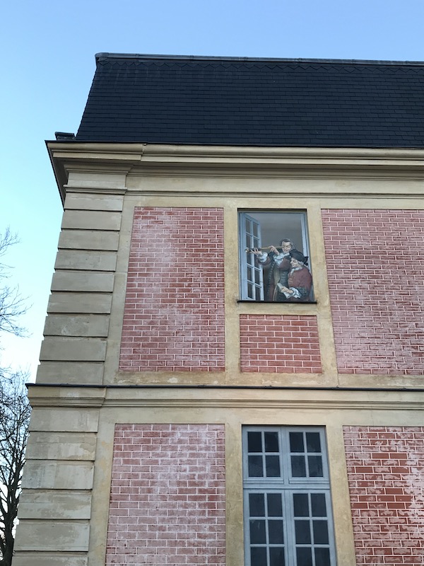 Parcours Art Urbain à Versailles. Trompe l'oeil.