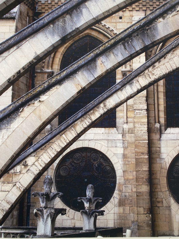 Expo-Photo-Jean-Gabriel Barthélemy-La-Defense-Notre-Dame-de-Paris