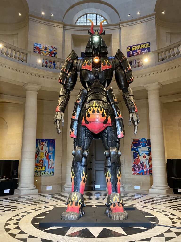 Expo Goldorak à l'Espace Richaud à Versailles. Une idée de sorties en famille pour les vacances