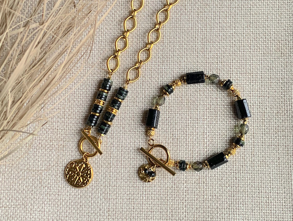 Bijoux fantaisies: Zaza à Paris Colliers et bracelets