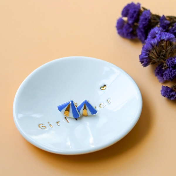 Nathalie Penders Ceramics. Atelier de moulage et peinture sur céramique