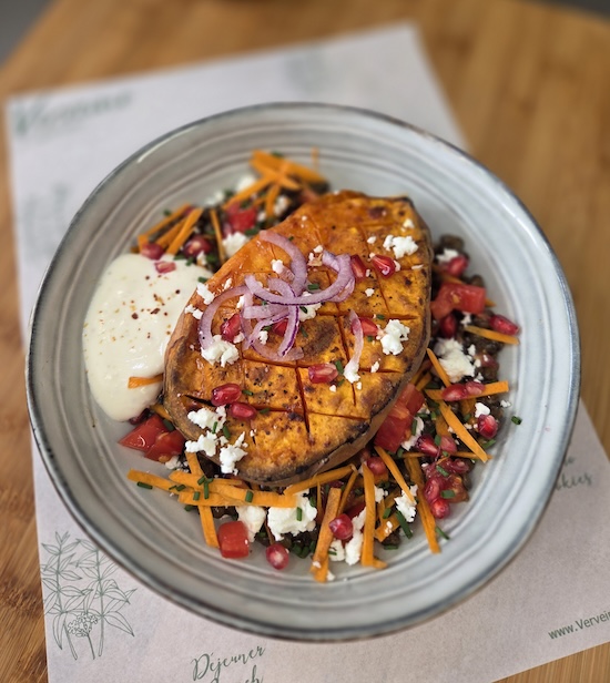 Patate douce rotie, salade de lentilles